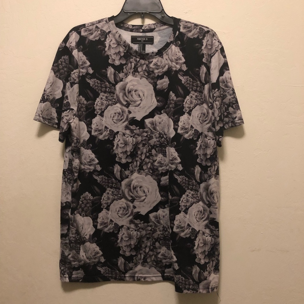Men’s floral shirt